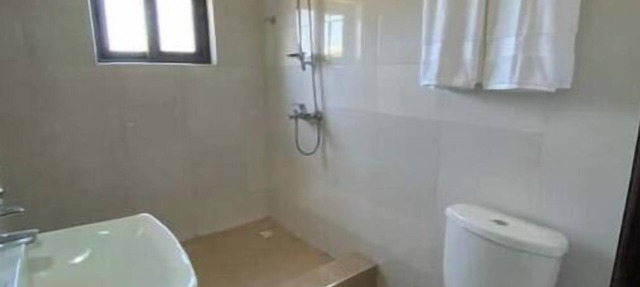 24 Bedroom All Ensuite East Legon Grand Apartment 8