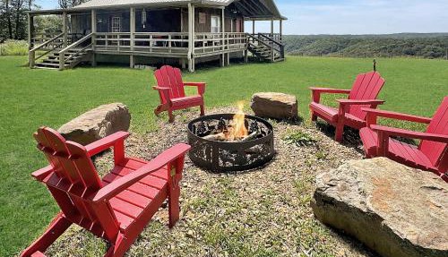 Henbest Hideaway Cabin Boston mountains -Millcreek