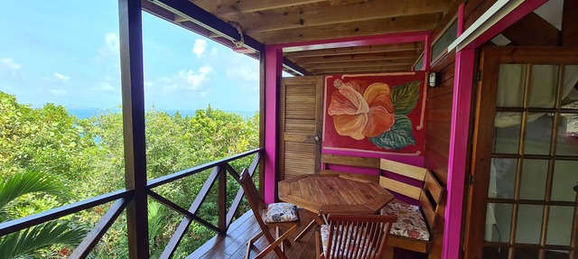 HIBISCUS COTTAGE Almost Paradise - 1 bed Caribbean Hideaway