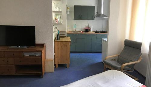 Klein App in Alt - Tegel