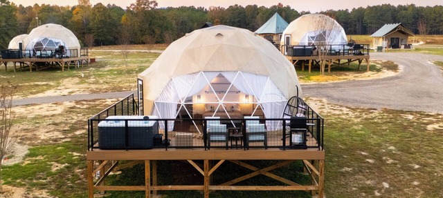 Lake Front Geodesic Dome: Hot Tub & Lake Views