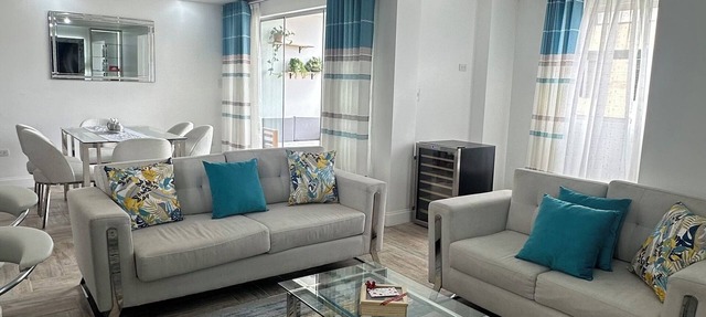 Moderno Apartamento en Los Olivos de 3 cuartos y 3 baños con excelente ubicación