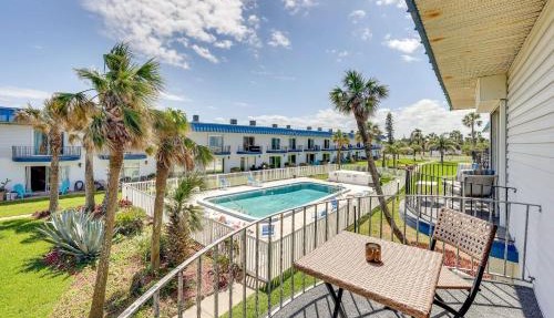 Oceanfront Ormond Beach Condo: Patio, Pool Access!
