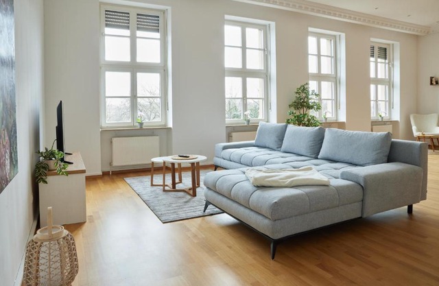 IDEE Living: Design-Apartment- Netflix - 6 Pers