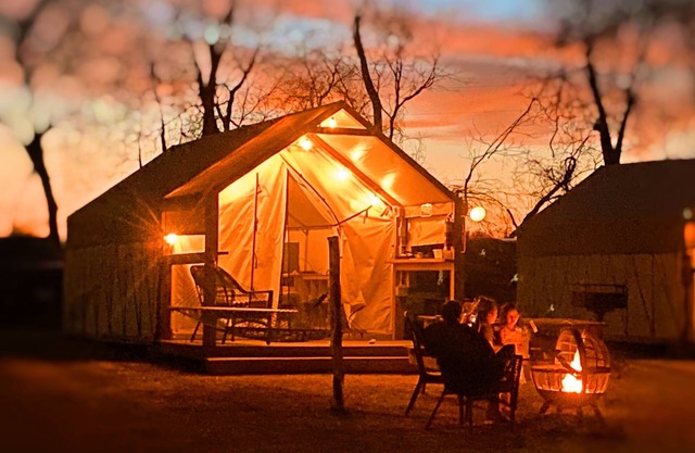 Son's River Ranch Glamping Cabin 25