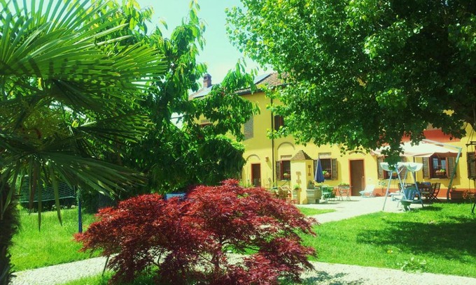 Castello d'Agogna Cama Y Desayuno | B&B Il Pioppo E La Fonte